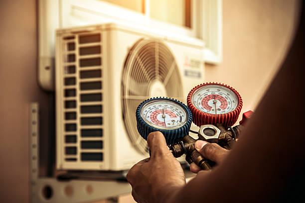 Professional Air Conditioning Service technician working in Silver Springs, NV